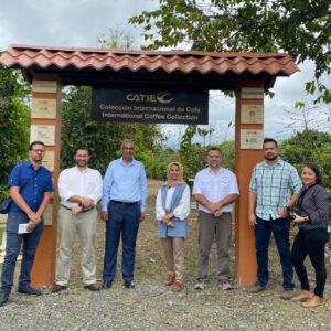 Embajadora de Emiratos Árabes Unidos en Costa Rica visita CATIE
