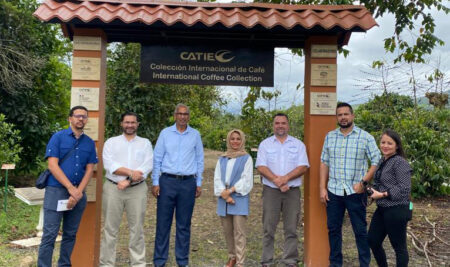 Embajadora de Emiratos Árabes Unidos en Costa Rica visita CATIE