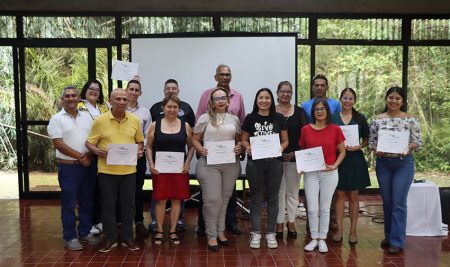 <trp-post-container data-trp-post-id='15934'>₡20 millones entregó CATIE a instituciones de bien social de Turrialba</trp-post-container>
