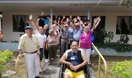 CATIE recibe cálido reconocimiento del Hogar de Ancianos San Buenaventura de Turrialba