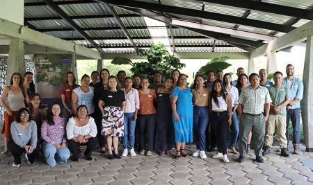 Personas defensoras del ambiente de pueblos indígenas, comunidades afrodescendientes y referentes de conservación participan en curso sobre Derechos Humanos Ambientales