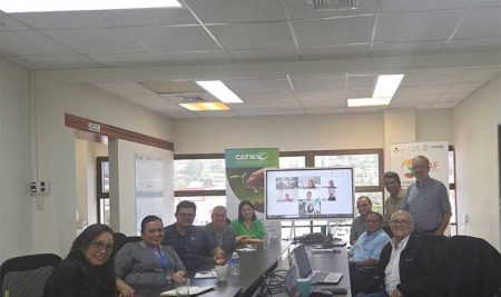 Proyecto-MAF–Ganadería–HN1 Proyecto MAF–Ganadería–HN inicia misión de evaluación de medio término para fortalecer su gestión