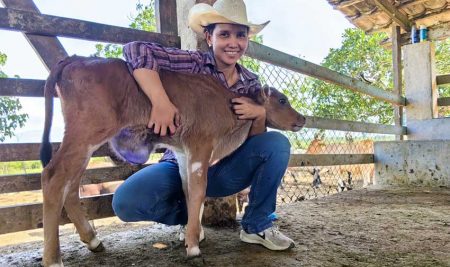 El futuro de la ganadería es sostenible… y se trabaja con manos de mujer
