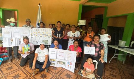 Liderazgos compartidos: la historia de AMUPROCAJ y sus esfuerzos por vincular la equidad de género y la resiliencia climática junto al proyecto ESCALAR