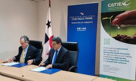 Nueva alianza entre Panamá y CATIE impulsará formación avanzada y cooperación científica en temas ambientales