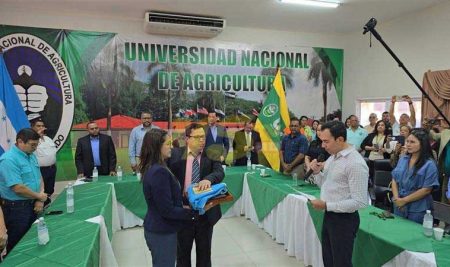 Graduado CATIE asume rectoría de la UNAG en Honduras
