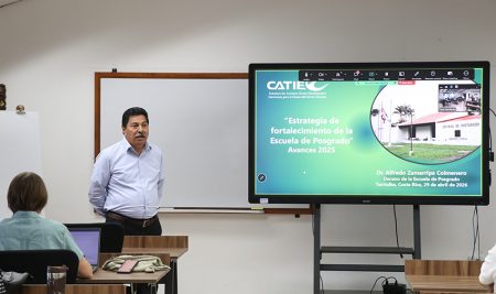 Escuela de Posgrado del CATIE fortalece su crecimiento académico y proyección internacional